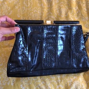 Black polyester clutch